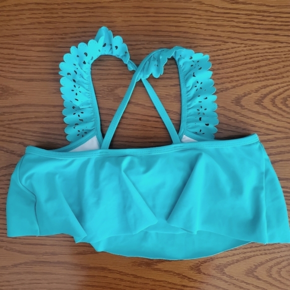 Two pc. Hanna Andersson flouncing top and swim skirt. Girl 130      (US 8). - Picture 2 of 6